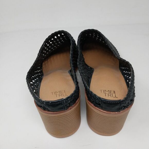 NWOT.  BLACK OPEN WEAVE HEELED CLOGS. SIZE 11 WOMEN'S. - Picture 11 of 11